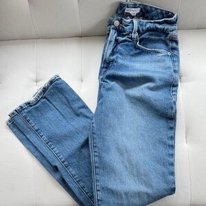 Good American Straight Leg Frayed Jeans